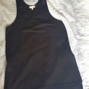 4/$20 Aritzia Wilfred free black tank